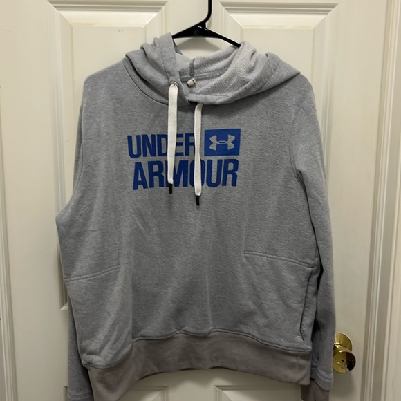 Sweatshirt - Picture 1 of 4